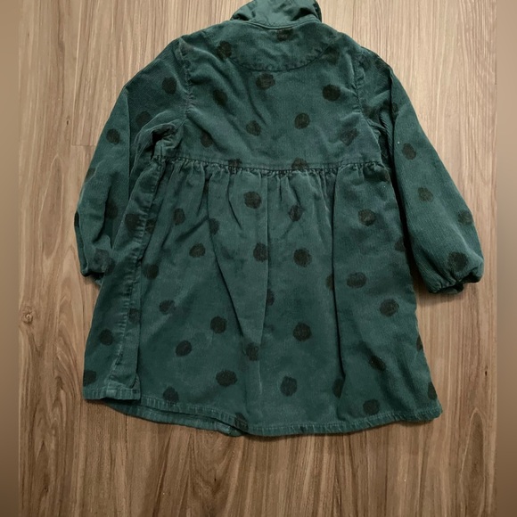 Zara Green Buttoned Peplum Corduroy Dress with Peter Pan Collar size 3-4Y - Picture 2 of 4